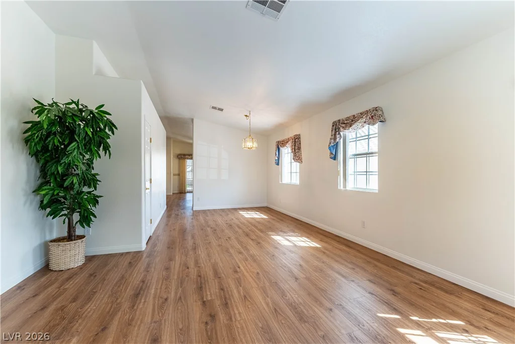 5460 Beach Pine, Las Vegas, NV 89130