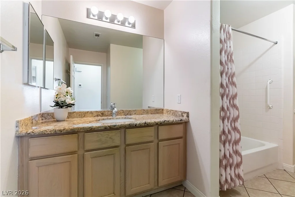 5460 Beach Pine, Las Vegas, NV 89130