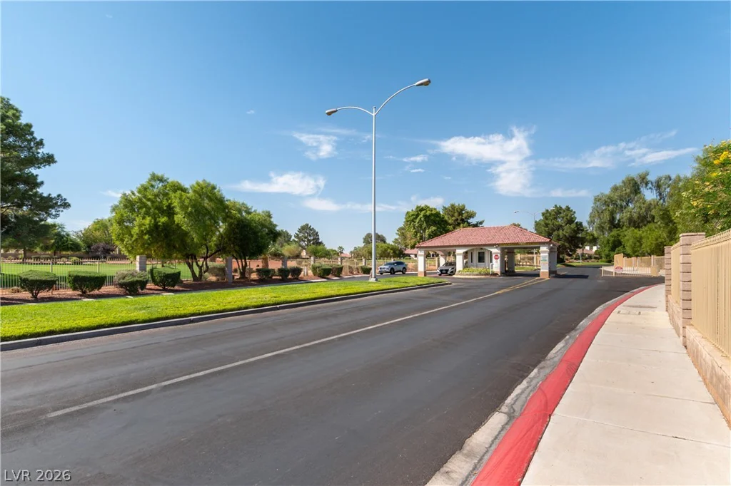 5460 Beach Pine, Las Vegas, NV 89130