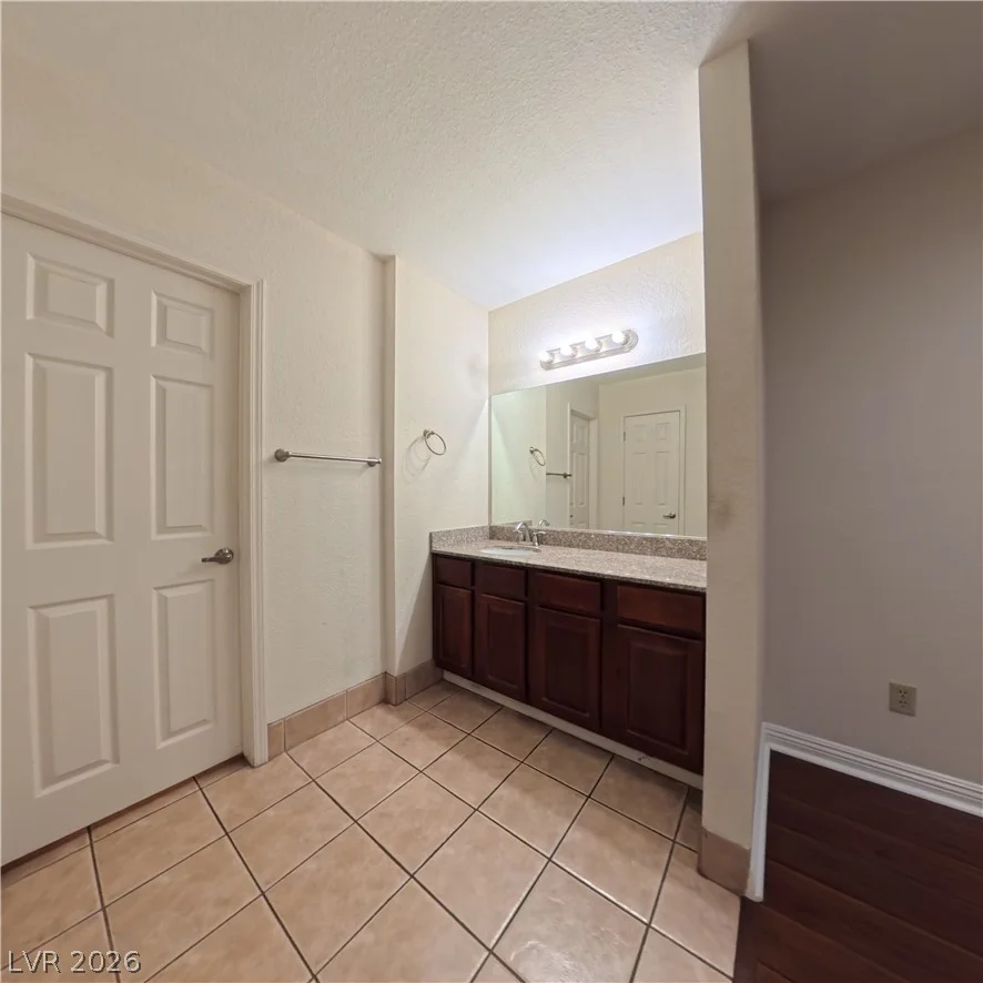 2606 Durango, Las Vegas, NV 89117