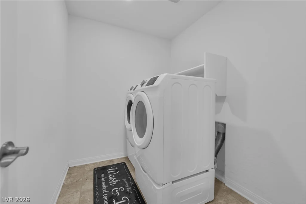 6333 Voss, North Las Vegas, NV 89081