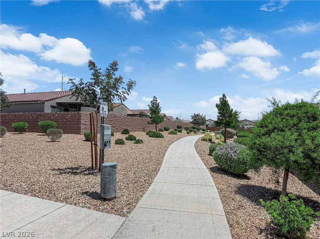 6333 Voss, North Las Vegas, NV 89081