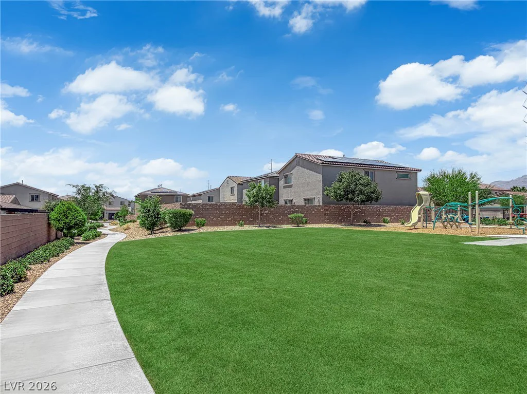 6333 Voss, North Las Vegas, NV 89081