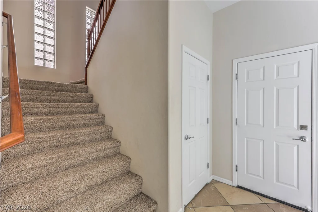 9209 DALMAHOY, Las Vegas, NV 89145