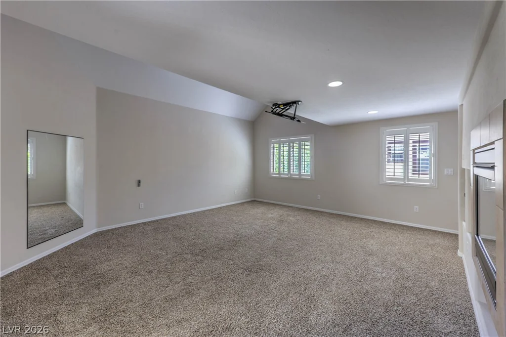 9209 DALMAHOY, Las Vegas, NV 89145