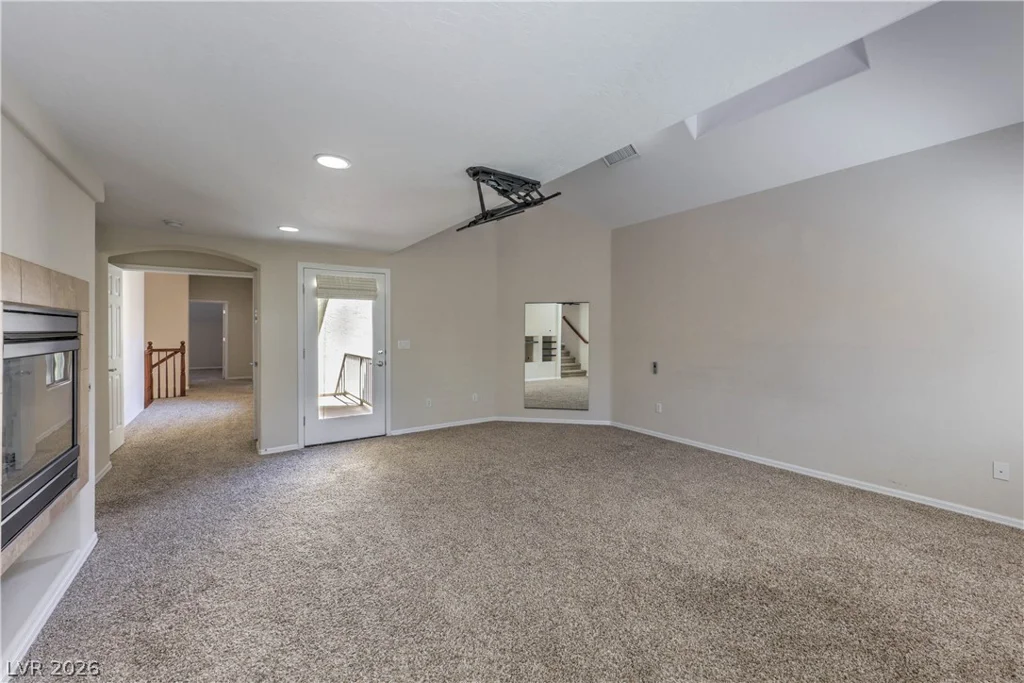 9209 DALMAHOY, Las Vegas, NV 89145