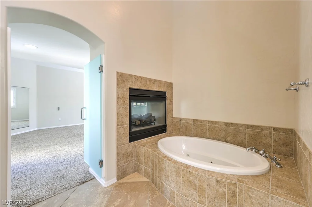 9209 DALMAHOY, Las Vegas, NV 89145