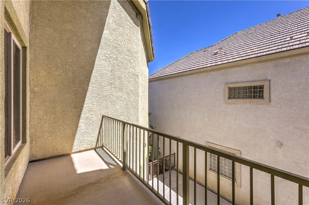 9209 DALMAHOY, Las Vegas, NV 89145