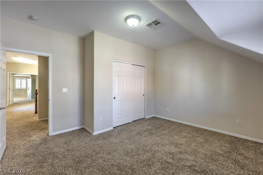9209 DALMAHOY, Las Vegas, NV 89145