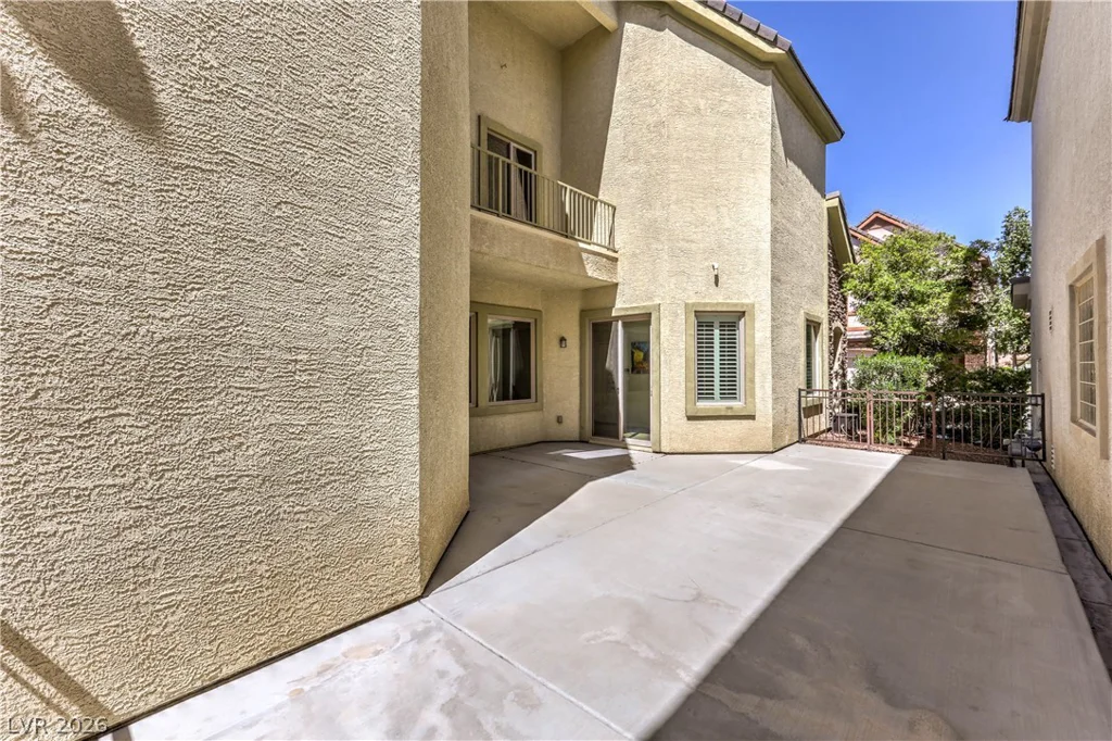 9209 DALMAHOY, Las Vegas, NV 89145