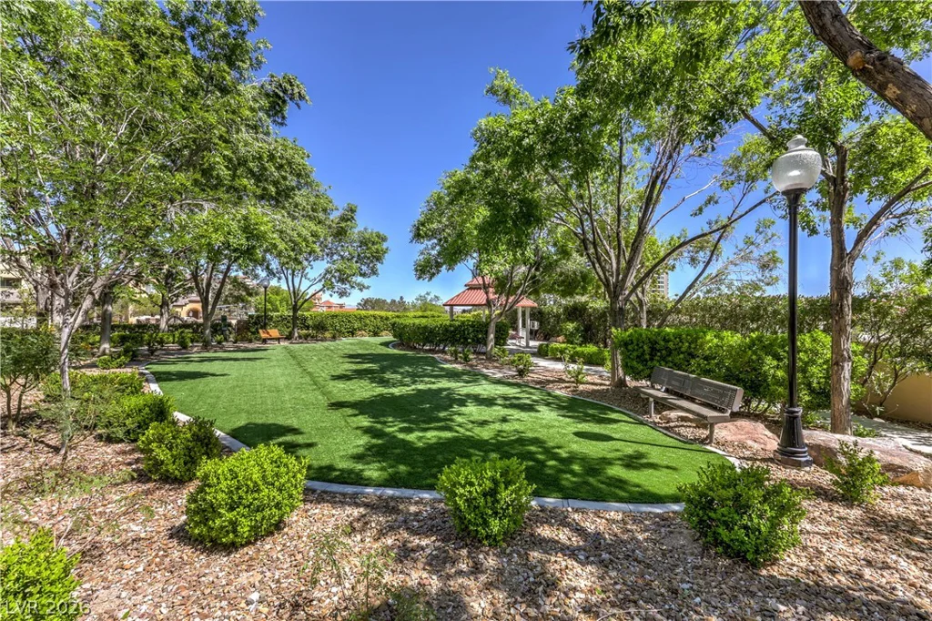 9209 DALMAHOY, Las Vegas, NV 89145