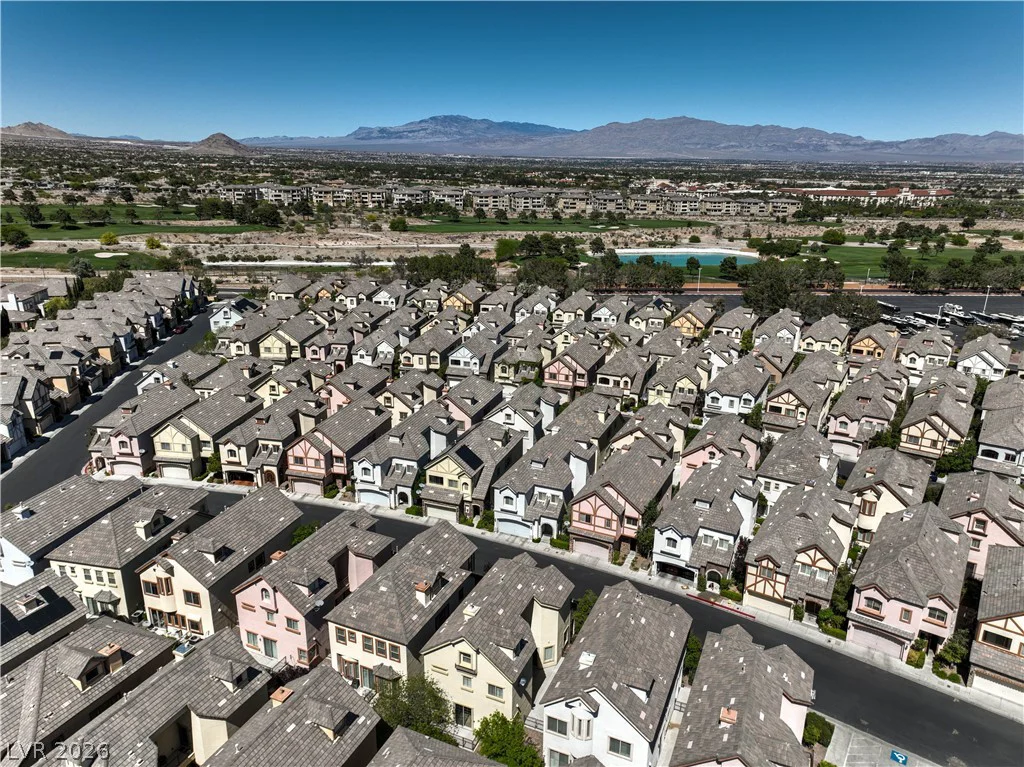 9209 DALMAHOY, Las Vegas, NV 89145