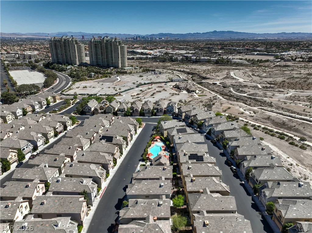 9209 DALMAHOY, Las Vegas, NV 89145