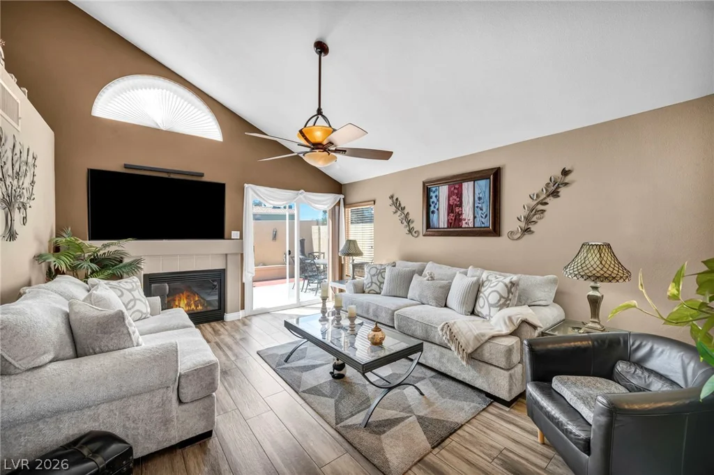 8765 Raindrop Canyon, Las Vegas, NV 89129