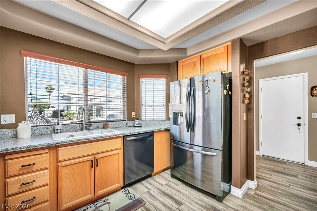 8765 Raindrop Canyon, Las Vegas, NV 89129