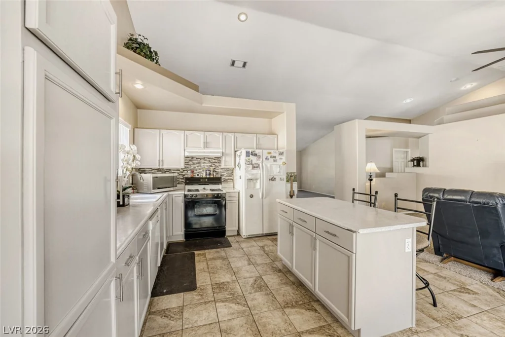 841 Rusty Anchor, Henderson, NV 89002
