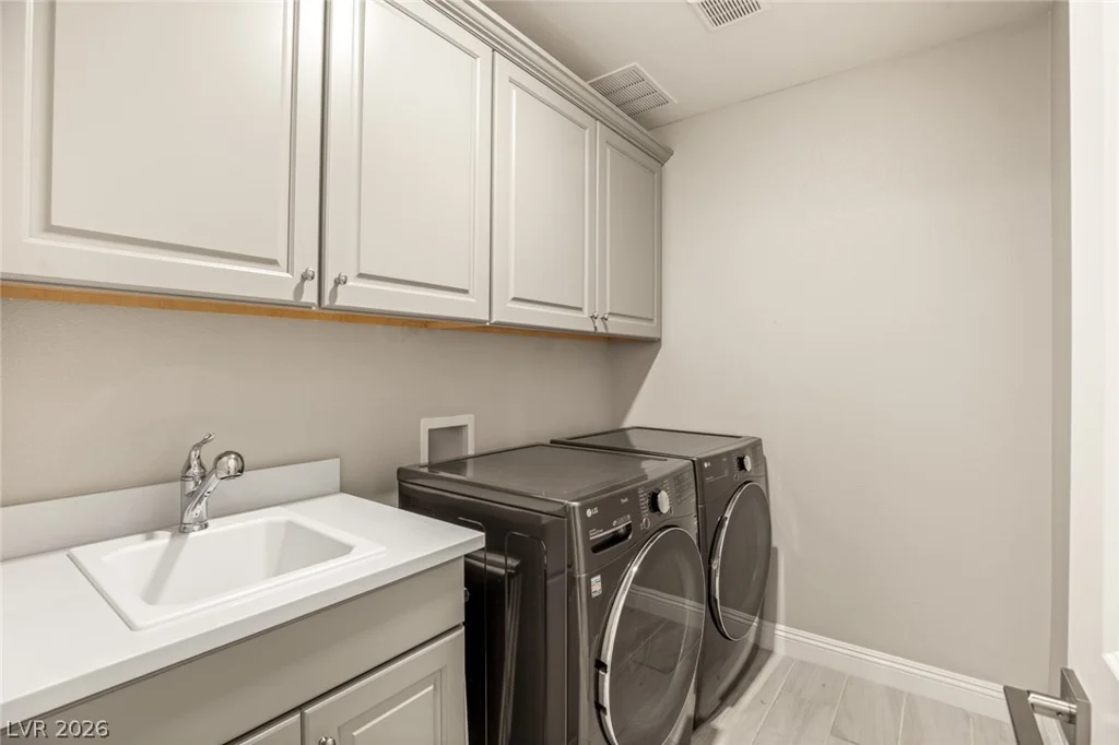 11280 Granite Ridge, Las Vegas, NV 89135