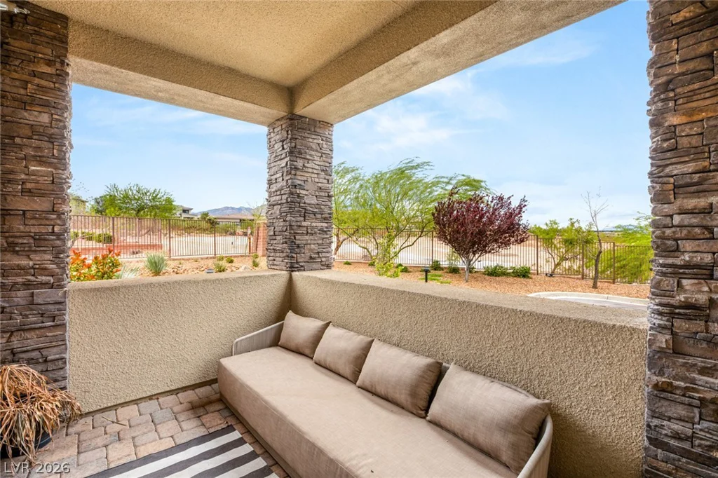 11280 Granite Ridge, Las Vegas, NV 89135