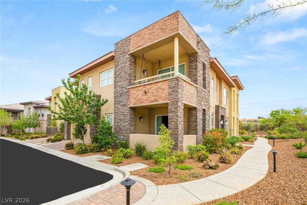 11280 Granite Ridge, Las Vegas, NV 89135
