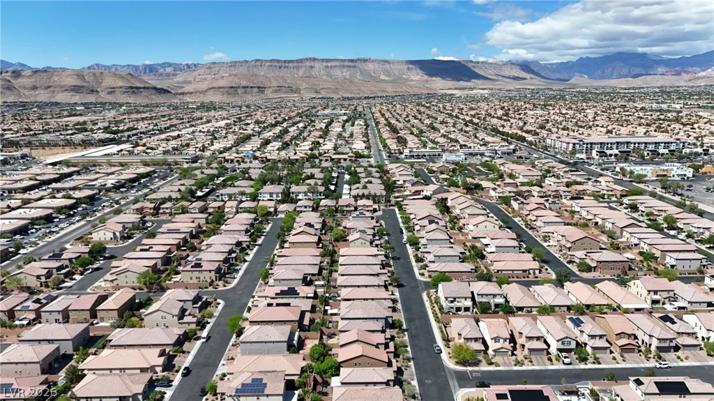 9221 Valley Betica, Las Vegas, NV 89148