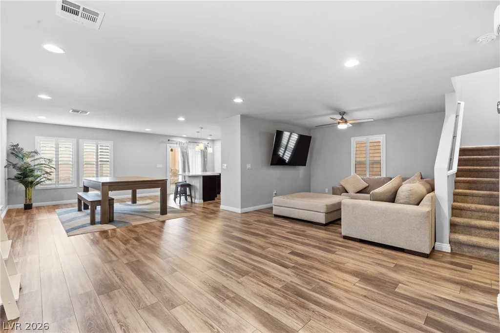 9221 Valley Betica, Las Vegas, NV 89148