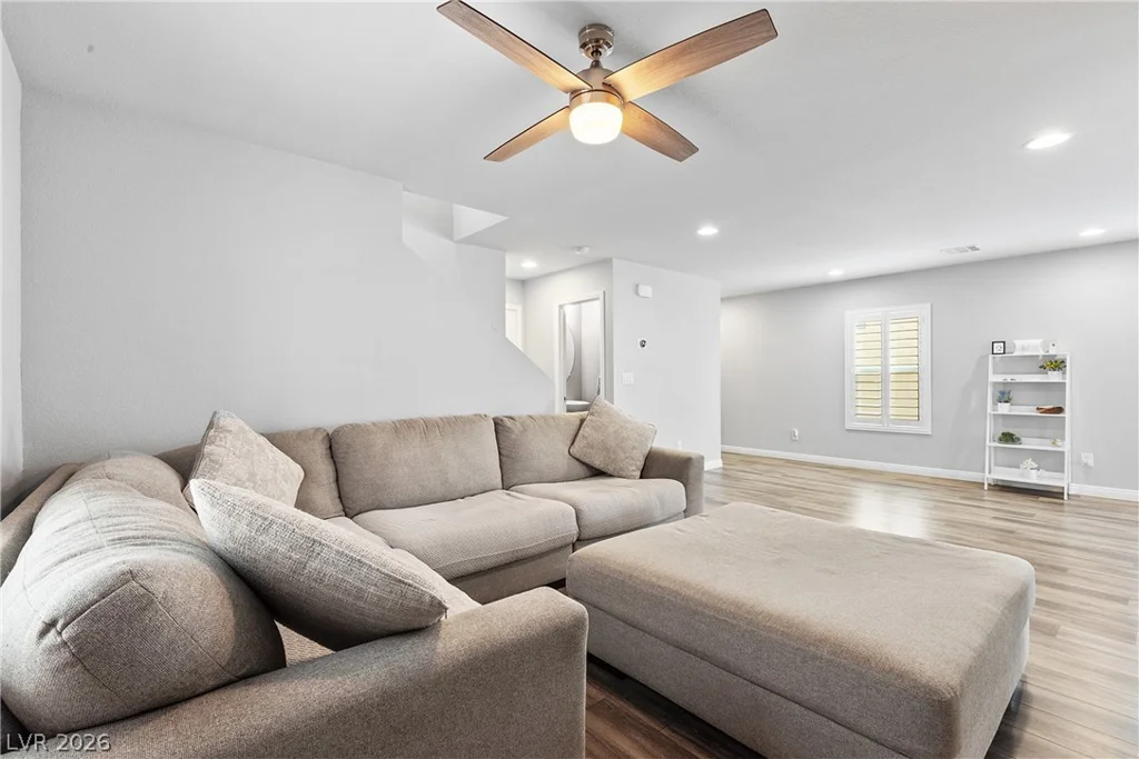 9221 Valley Betica, Las Vegas, NV 89148