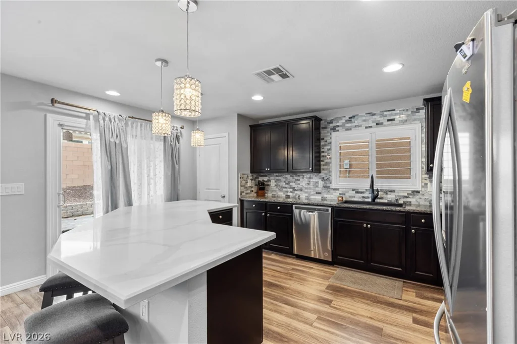 9221 Valley Betica, Las Vegas, NV 89148