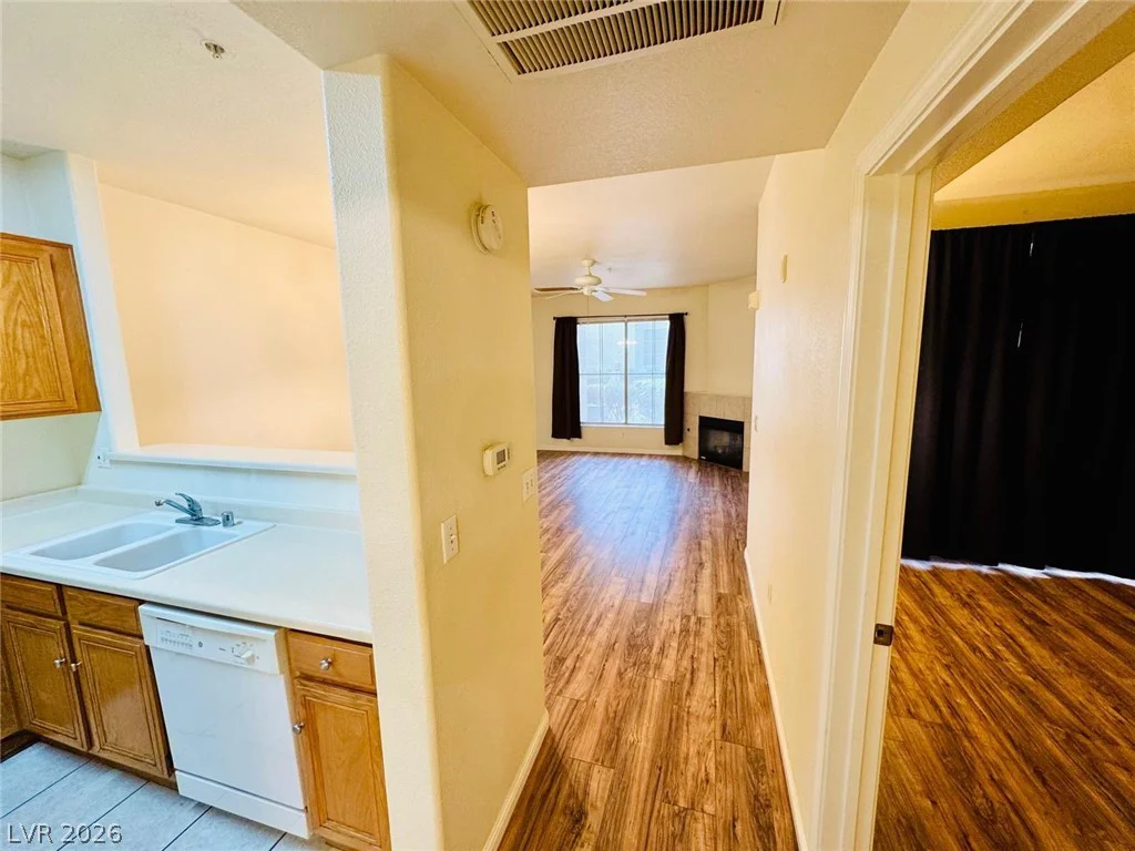 7139 Durango, Las Vegas, NV 89113
