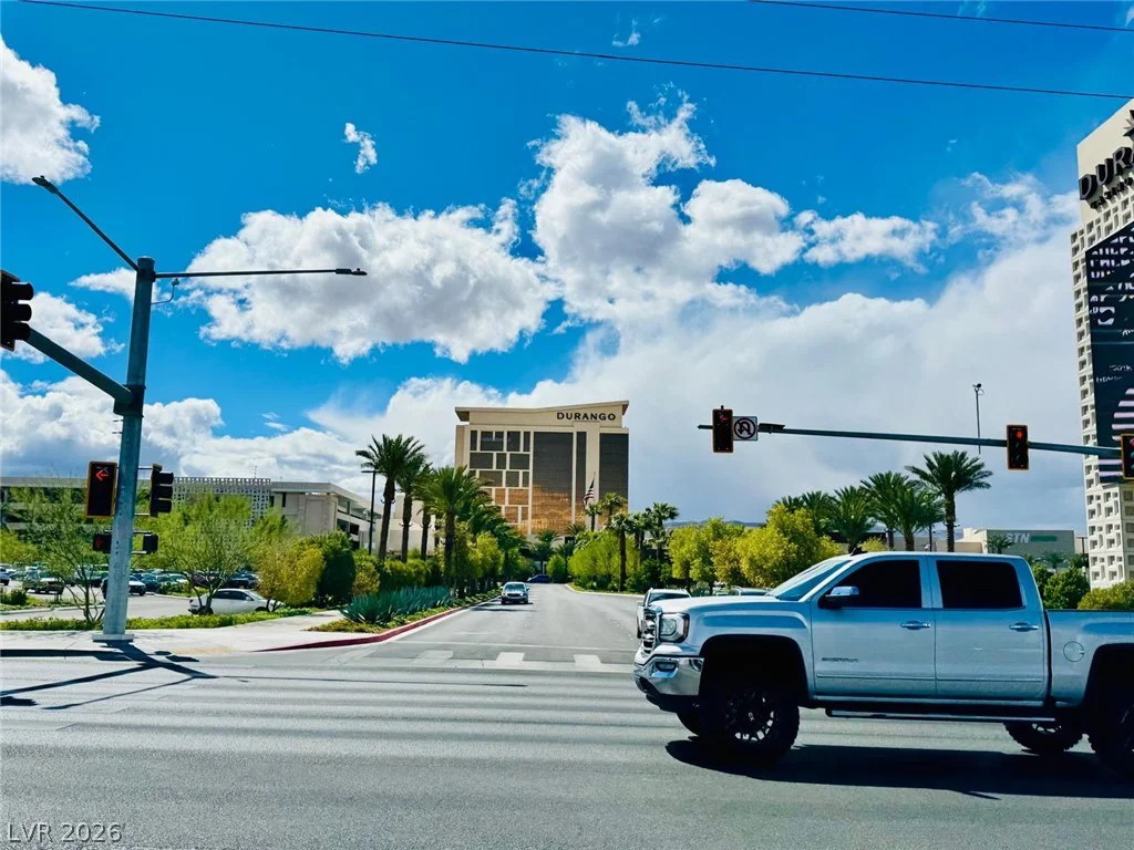 7139 Durango, Las Vegas, NV 89113