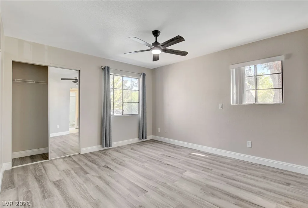 5118 Jones, Las Vegas, NV 89118