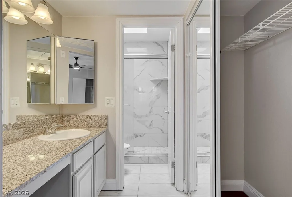5118 Jones, Las Vegas, NV 89118