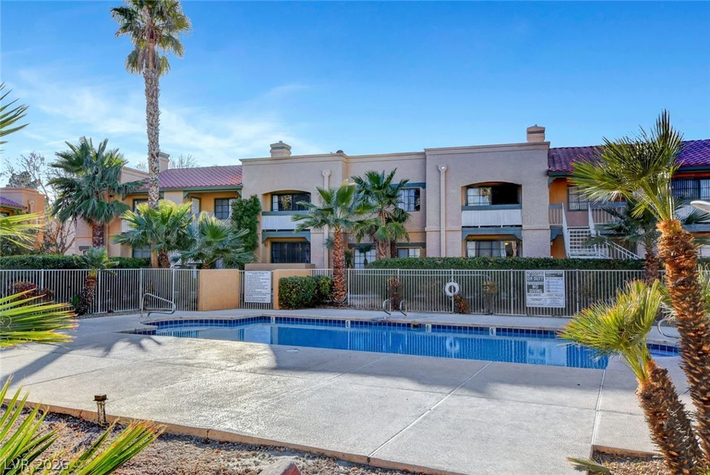 5118 Jones, Las Vegas, NV 89118