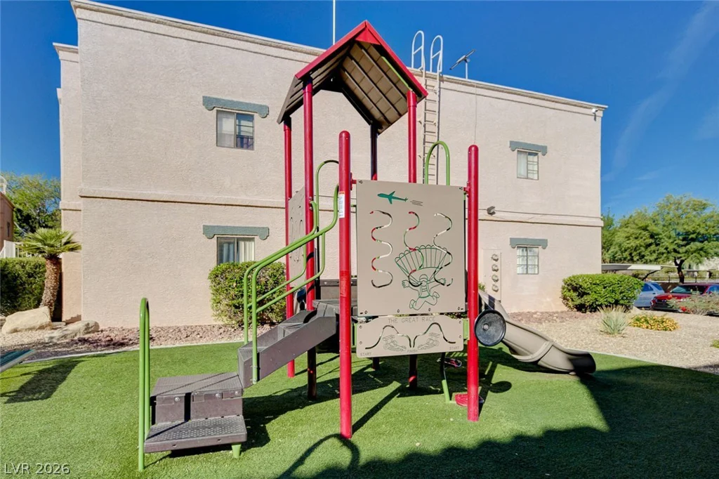 5118 Jones, Las Vegas, NV 89118