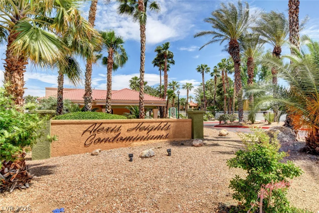 5118 Jones, Las Vegas, NV 89118