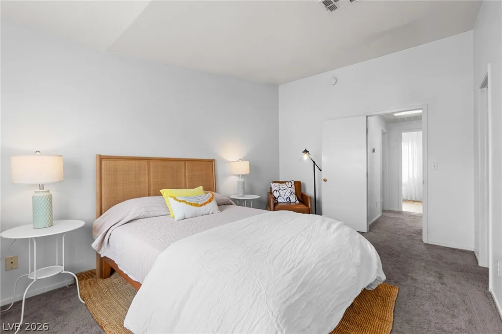 5330 Charleston, Las Vegas, NV 89142