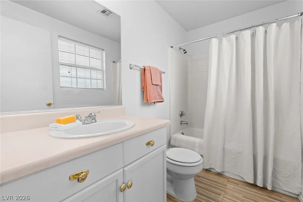 5330 Charleston, Las Vegas, NV 89142