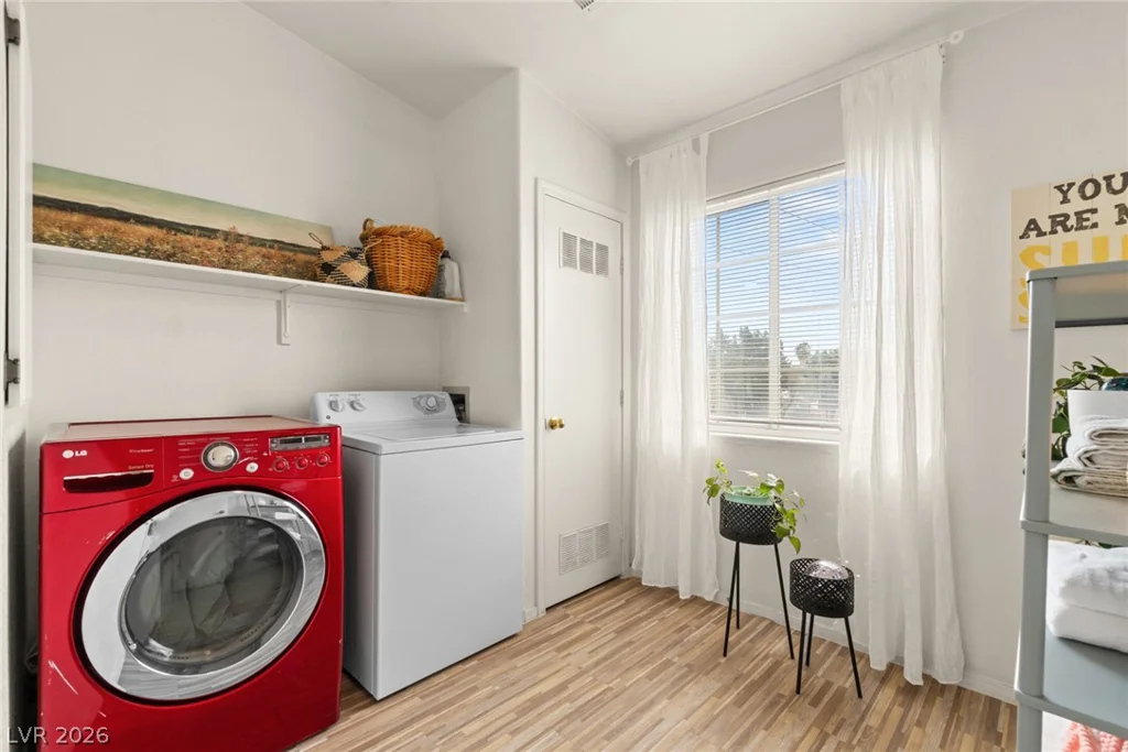 5330 Charleston, Las Vegas, NV 89142
