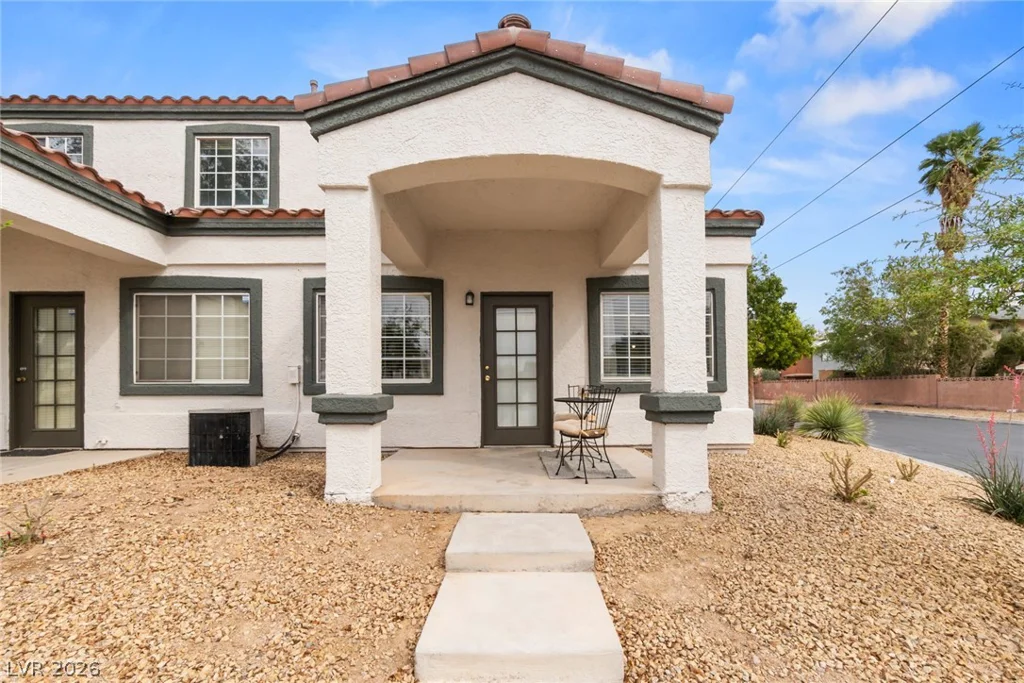 5330 Charleston, Las Vegas, NV 89142