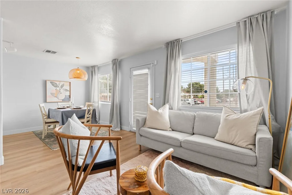5330 Charleston, Las Vegas, NV 89142