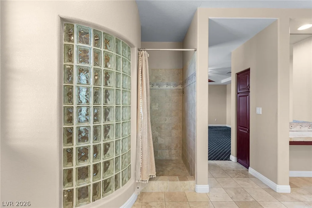 2982 Hammerwood, Las Vegas, NV 89135