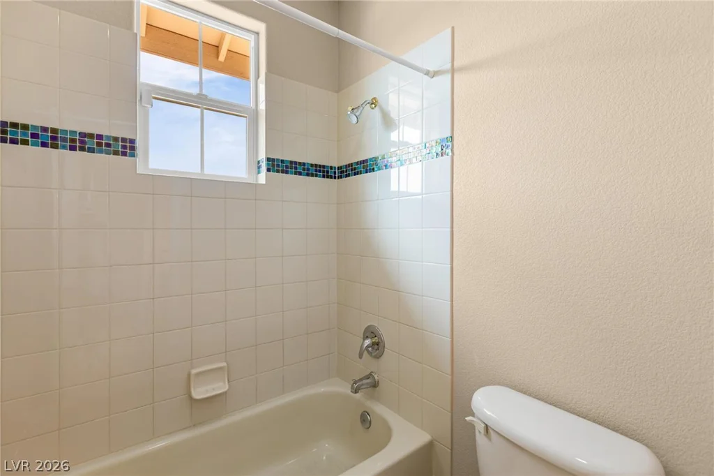 2982 Hammerwood, Las Vegas, NV 89135