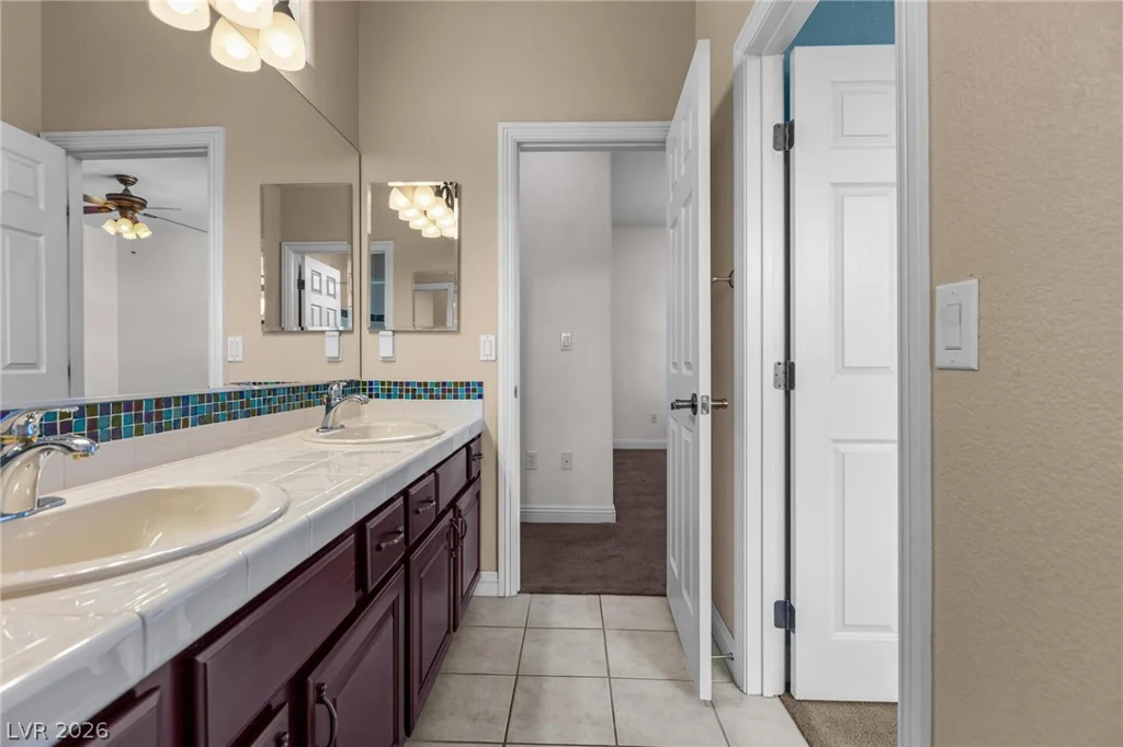 2982 Hammerwood, Las Vegas, NV 89135