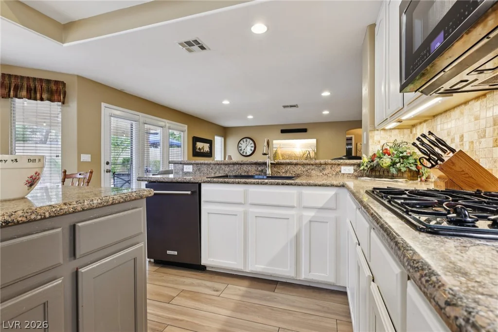 9421 Cedar Heights, Las Vegas, NV 89134