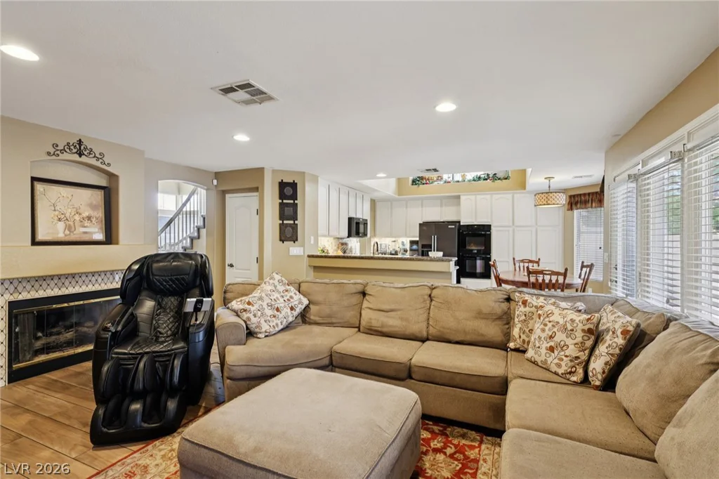 9421 Cedar Heights, Las Vegas, NV 89134