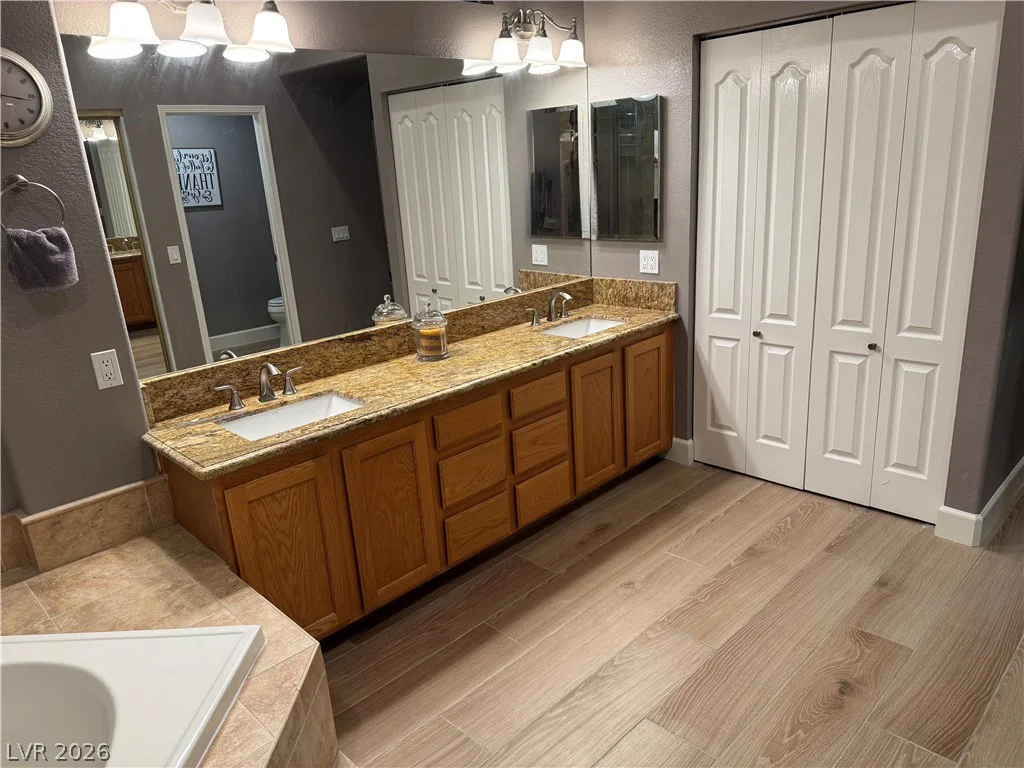 9421 Cedar Heights, Las Vegas, NV 89134