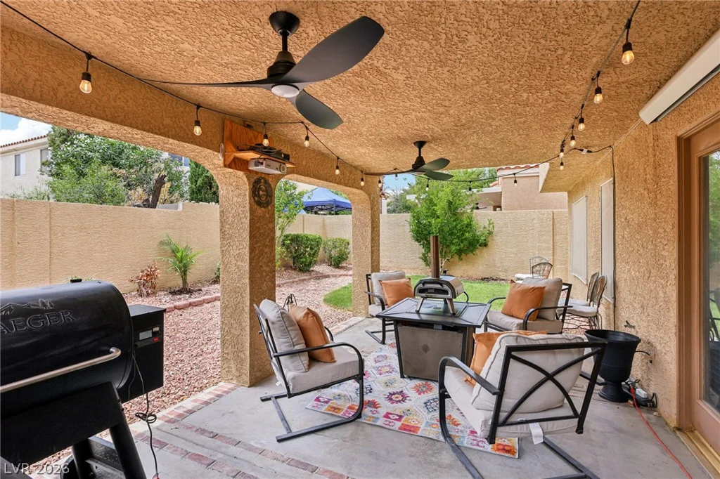 9421 Cedar Heights, Las Vegas, NV 89134