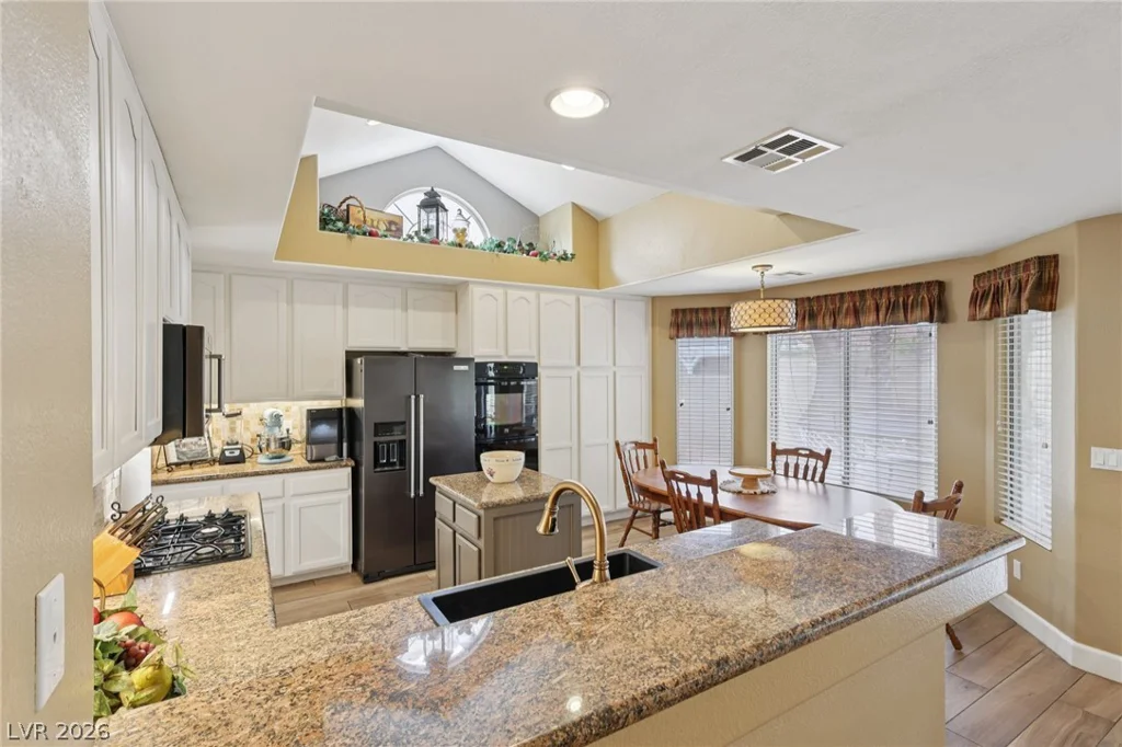 9421 Cedar Heights, Las Vegas, NV 89134