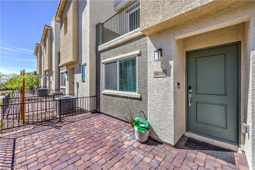6816 Citron Mist, North Las Vegas, NV 89086