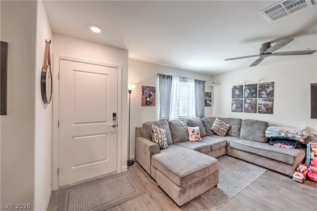 6816 Citron Mist, North Las Vegas, NV 89086