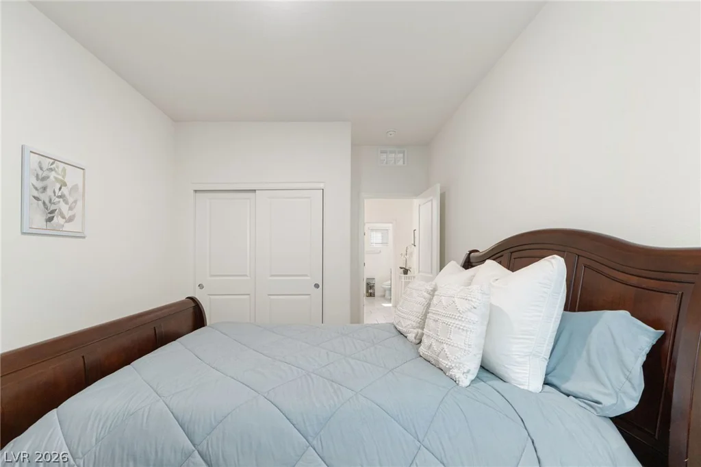 1892 Lawley Cove, North Las Vegas, NV 89084